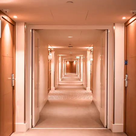 Hilton Отель