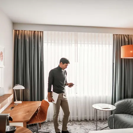 Отель Hilton 5*