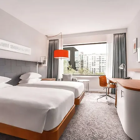 Отель Hilton