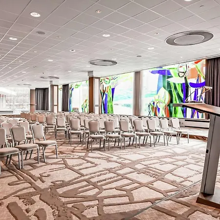 Отель Hilton 5*