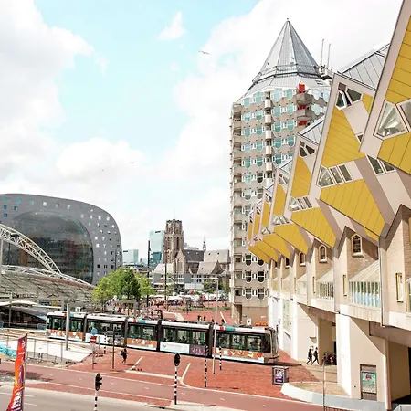 酒店 鹿特丹希尔顿酒店 5*