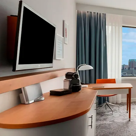 鹿特丹希尔顿酒店