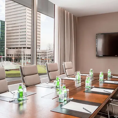 鹿特丹希尔顿酒店 5*