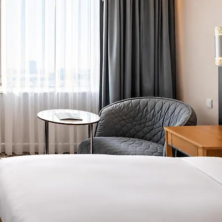 Hilton Hotel 5*