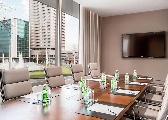 鹿特丹希尔顿酒店 5*