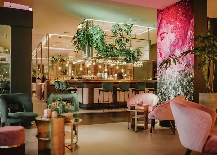 Отель Hilton 5*